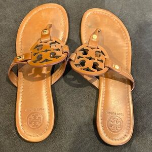 Used Tory Burch sandals size 71/2